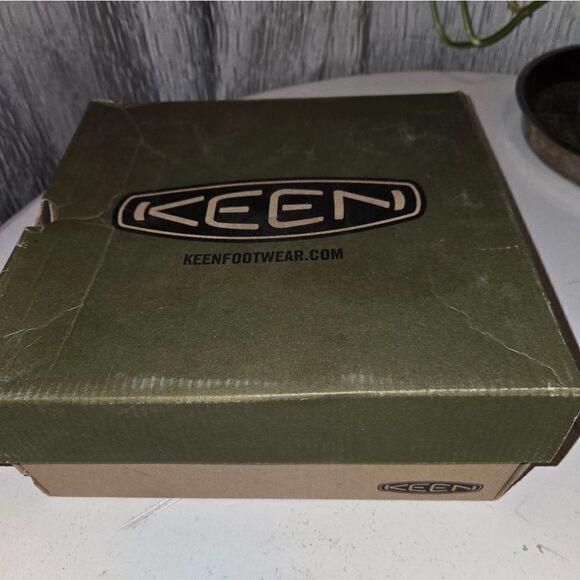 Keen Girls Wapato WP Winter Boots Dark Gray Aqua Size US 9  Waterproof Snow New - Picture 10 of 13